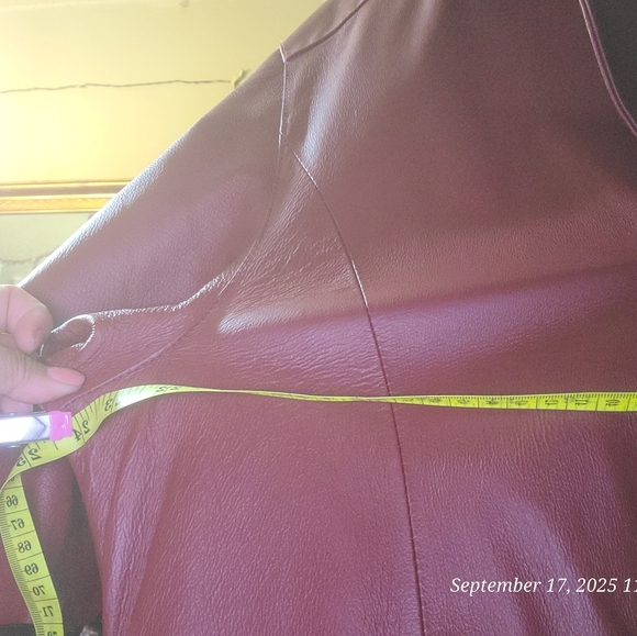 KC Women's Red Leather Coat - Picture 7 of 7